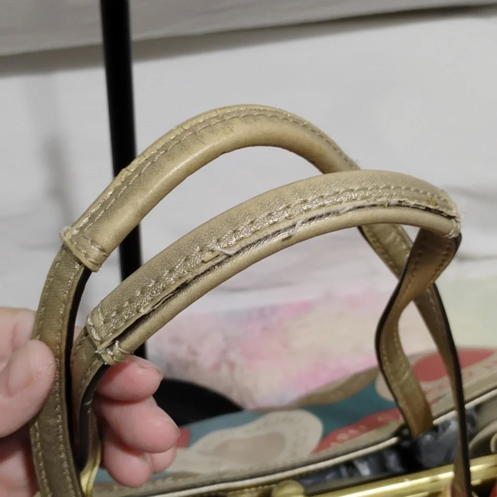 SALE! Coach Twist Lock 3 Compartment Vintage Shoulder Bag W Hangtags & Scarf - Picture 4 of 15